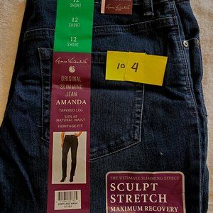 NWT Gloria Vanderbilt Jeans Size 12 short